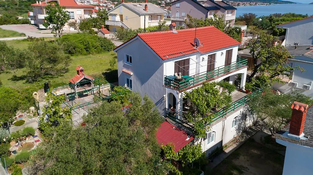 Apartments Ines Banjol Croatia